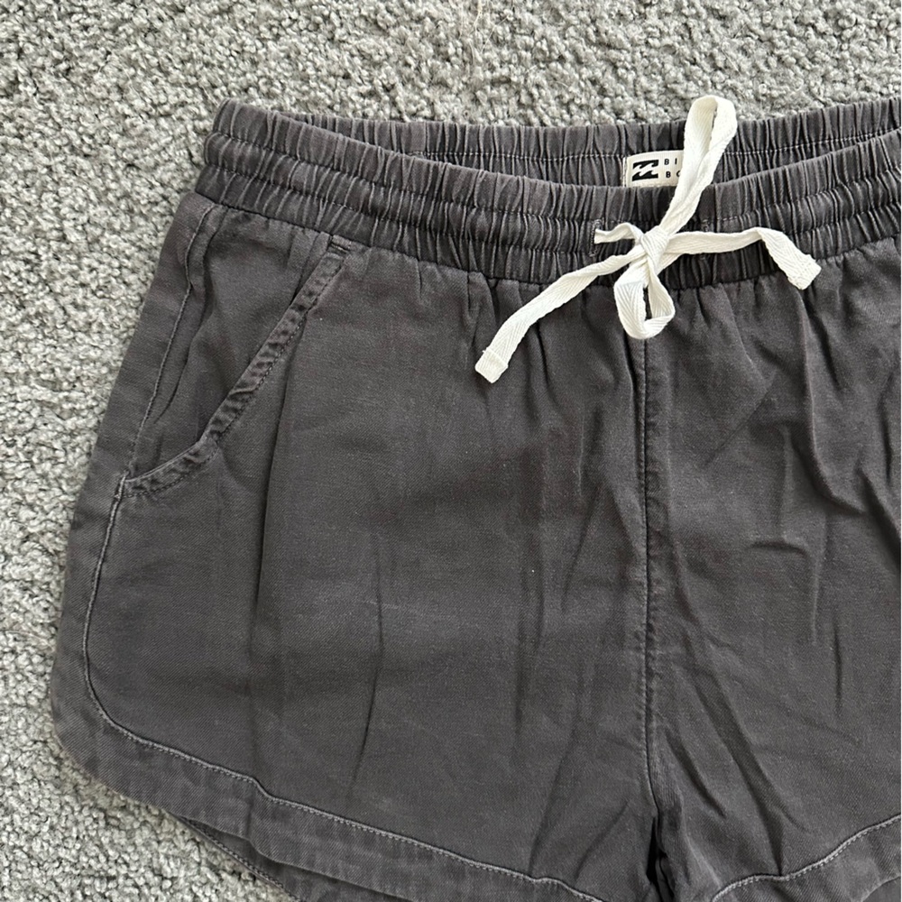 Billabong Gray Women's Shorts - Picture 2 of 5